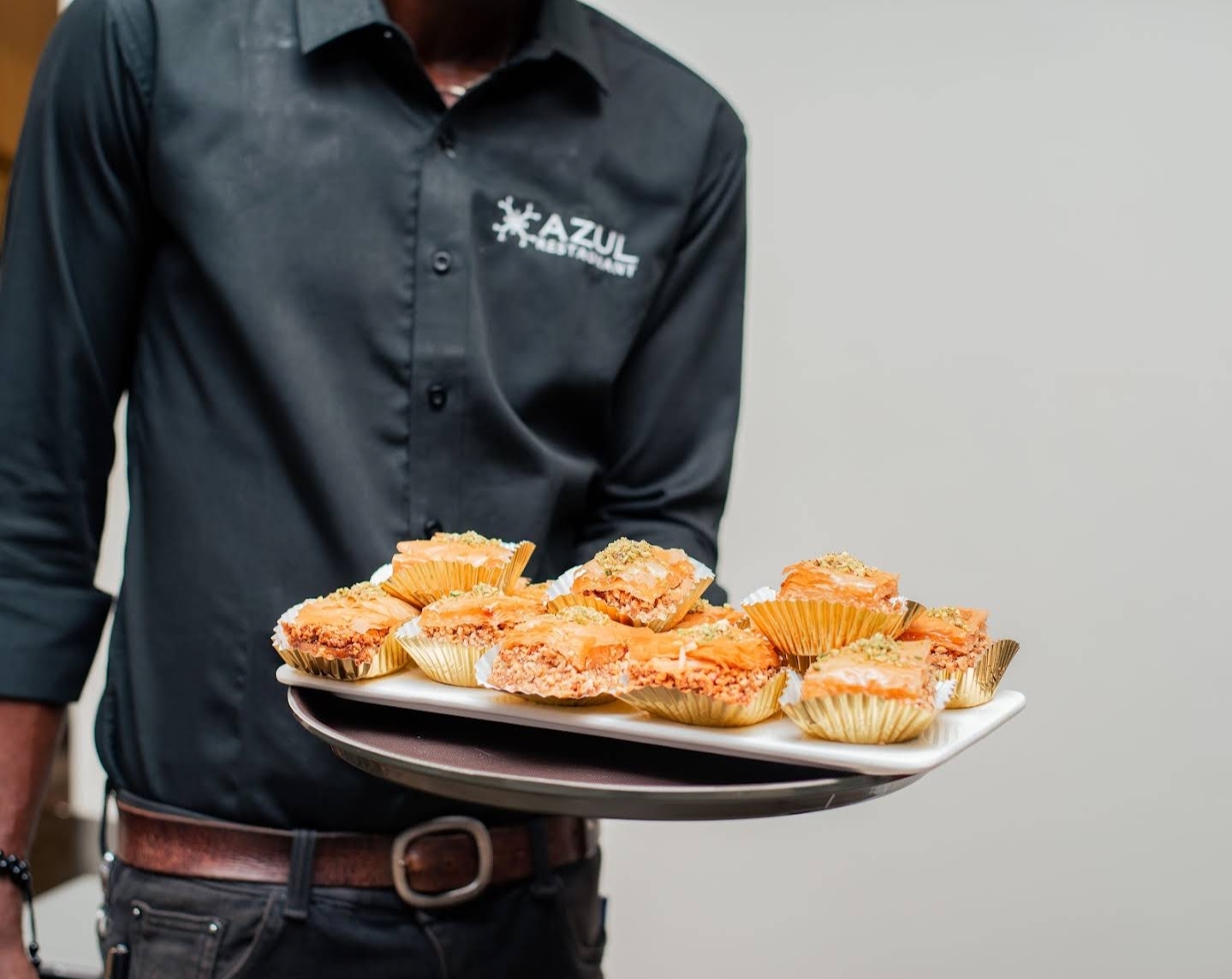 Azul Restaurant service