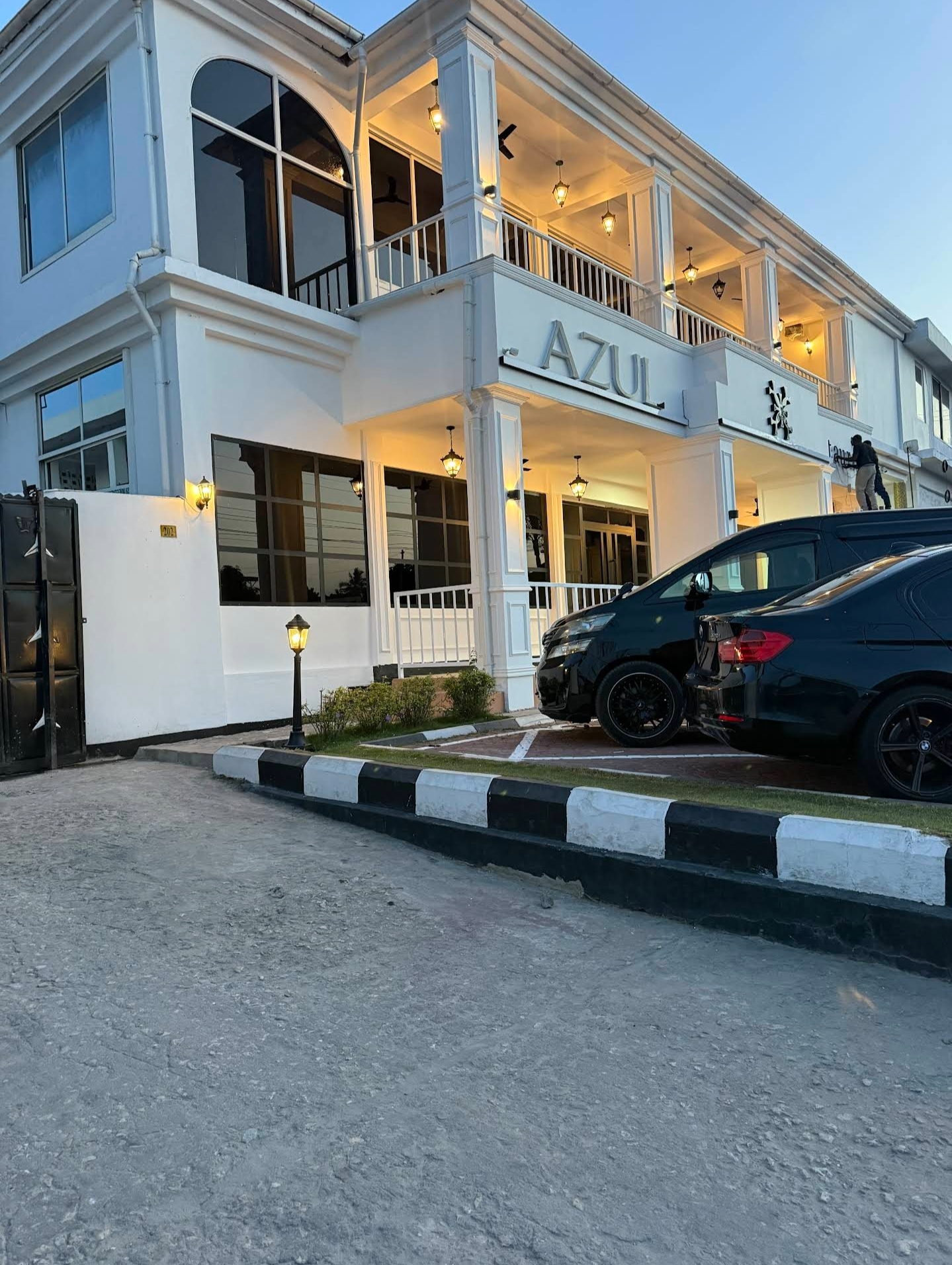 Azul Restaurant exterior